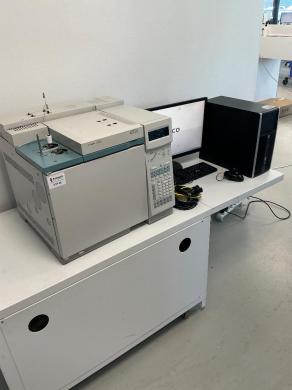 Agilent 6890 Series GC System Plus Gas Chromatograph with G1530A Injector Module-cover