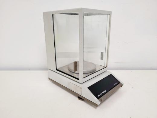 Mettler Toledo PM460 DeltaRange Analytical Balance for High-Precision Laboratory Weighing-cover