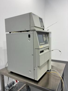 Waters Alliance 2695 HPLC System with 2487 Dual Wavelength Absorbance Detector and Column Oven-cover
