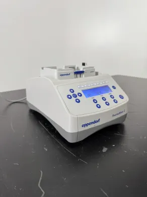 Eppendorf ThermoMixer C Benchtop Incubator and Mixing Device for Microcentrifuge Tubes and Plates