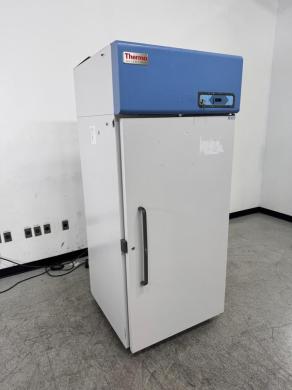 Thermo Scientific Revco Lab Refrigerator-cover
