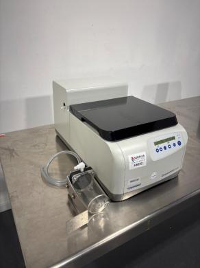 Eppendorf 5305 Concentrator Plus Laboratory Centrifugal Evaporator for Solvent Evaporation-cover