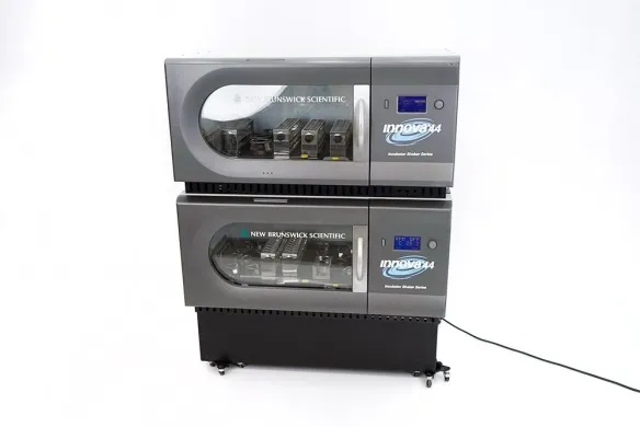 Eppendorf New Brunswick Innova 44R Refrigerated Incubator Shaker, Double-Stack Configuration