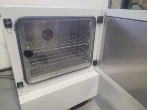 BINDER KB-115 Refrigerated Incubator / Drying Oven, 4 of 8