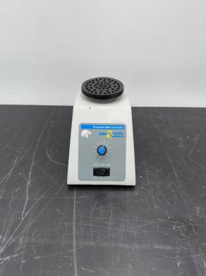 VWR Mini Vortexer Benchtop Mixer for Sample Preparation-cover