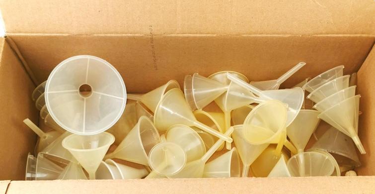 Lot of 48 Assorted Plastic Funnels-cover