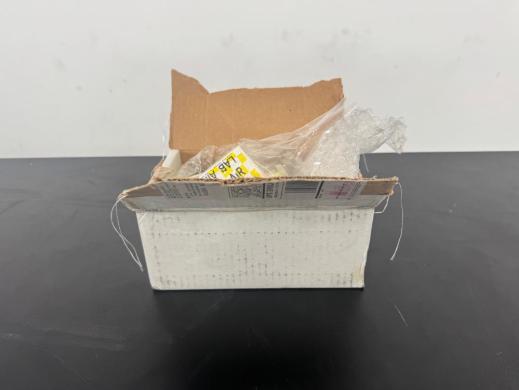 Lot of 6 Analog Pressure Gauges with Brass Threaded Connections-cover