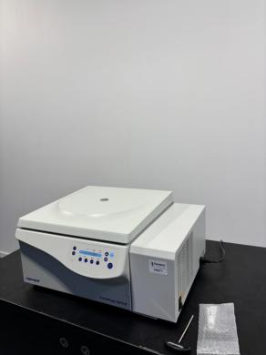 Eppendorf Refrigerated Centrifuge 5810R-cover