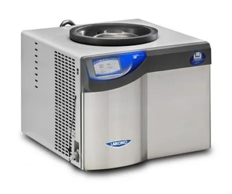 Labconco 710401000 FreeZone 4.5L -84C Benchtop Freeze Dryer with stainless steel coil and collector 115V, 60Hz