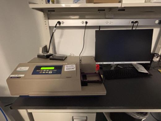 Molecular Devices SpectraMax M3 Microplate Reader-cover