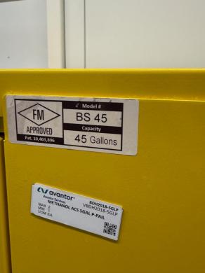 Justrite BS 45 Flammable Storage Cabinet with 45-Gallon Capacity and FM Approval-cover