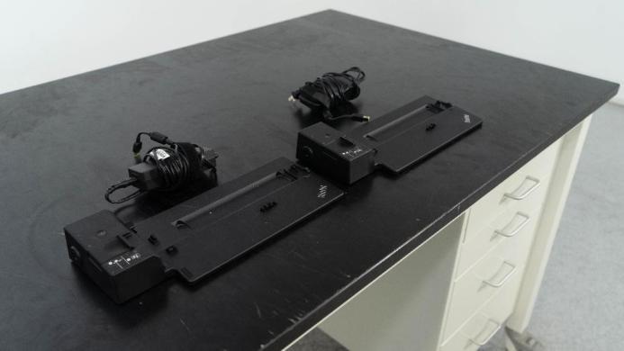 Lenovo ThinkPad Pro Docks - Professional Docking Stations for Lenovo Laptops-cover