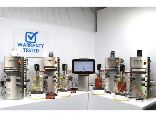 Sartorius Biostat B-DCU 4-Fold Single-Use Cell Culture Bioreactor System with Univessel SU Vessels-cover