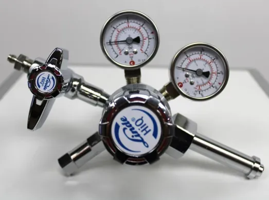 Linde C300/2A-3B Gas Pressure Regulator with Brass and Chromium Plated Housing