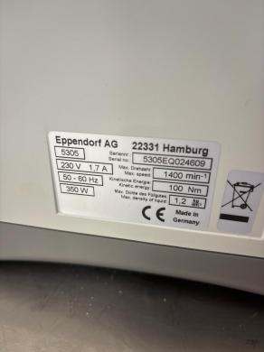 Eppendorf 5305 Concentrator Plus Laboratory Centrifugal Evaporator for Solvent Evaporation-cover