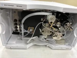 Agilent 1290 G4204A QuatPump High-Pressure Quaternary UHPLC Pump, 3 of 4