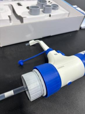 Fisherbrand Bottle Top Dispenser Model 15588901 for Precise Liquid Dispensing-cover