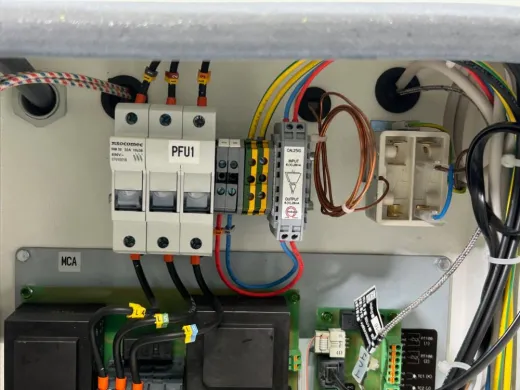 Vulcanic Vulcatherm Digital Temperature Control Unit for Laboratory and Industrial Use