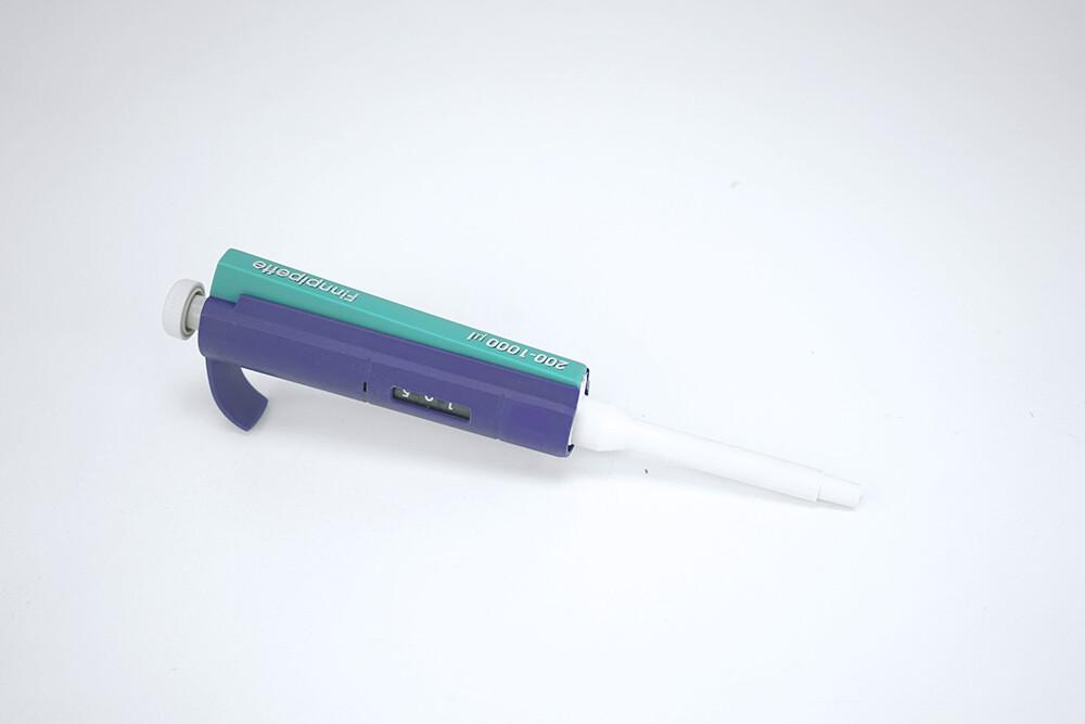 Thermo Labsystems Finnpipette Single-Channel Variable-Volume Pipette 200–1000 µL