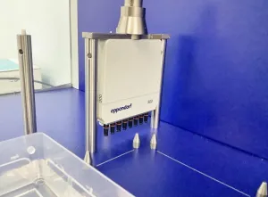 Eppendorf EpMotion 5073 Automated Liquid Handling System for Precise Pipetting, 9 of 19
