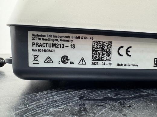 Sartorius PRACTUM213-1S Digital Analytical Balance with 210 g Capacity and 0.1 mg Readability-cover