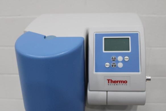 Thermo Barnstead GenPure Pro UV-TOC Type 1 Ultrapure Water Purification System-cover