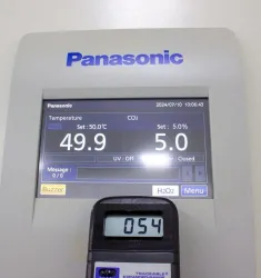Panasonic MCO-170AICUV-PA CO2 Incubator with Humidity Control, 3 of 11