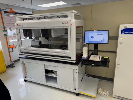 Beckman Coulter Biomek i7 Automated Liquid Handling Workstation with Integrated Enclosure-cover