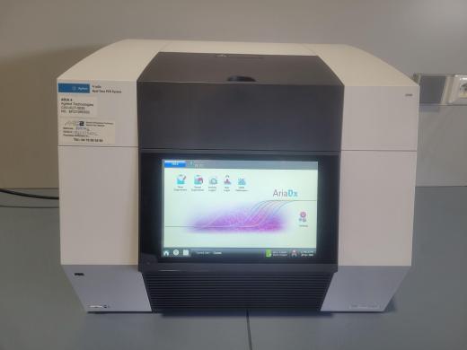 Agilent AriaDx Real-Time PCR Instrument Thermal Cycler K8930AA with 8-Dye Detection-cover