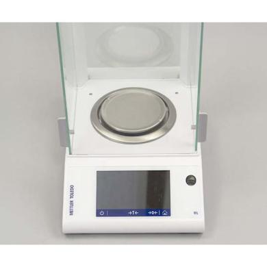 Mettler Toledo ML104T/00 Analytical Balance with Draft Shield and Touchscreen Display-cover