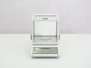 Mettler AJ100 Analytical Balance for High-Precision Weighing, 5 of 6
