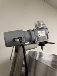 Thermo Scientific HyPerforma 1000L Single-Use Bioprocess Mixer SUM1000, 3 of 4