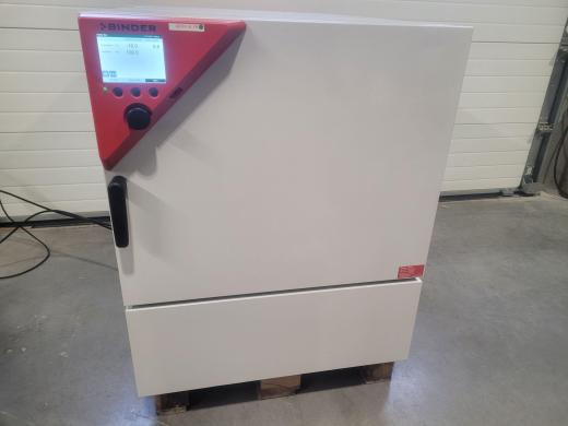 BINDER KB-115 refrigerated incubator / drying oven with forced convection 100°C-cover