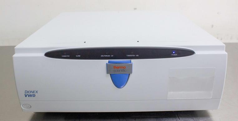 Thermo Dionex ICS-Series Variable Wavelength Detector UV-Vis Chromatography 190–900 nm-cover
