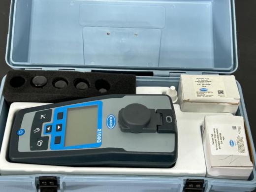 Hach 2100Q Portable Turbidimeter-cover