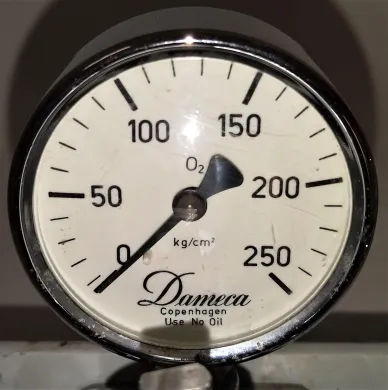 Dameca Dual Oxygen Regulator for Anesthesia Machine