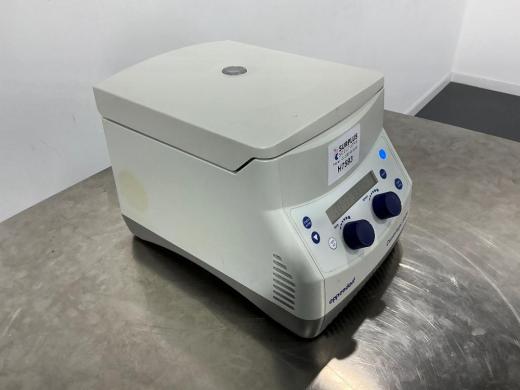 Eppendorf 5424 Benchtop High-Speed Laboratory Centrifuge-cover