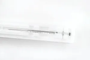 Hamilton 80008 1701SN GA 822S/2"/PT4 Syringe, 2 of 2