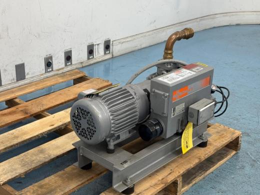 Busch R5 Vacuum Oil Pump Model RC0040.E506.1001, 230V 60Hz-cover