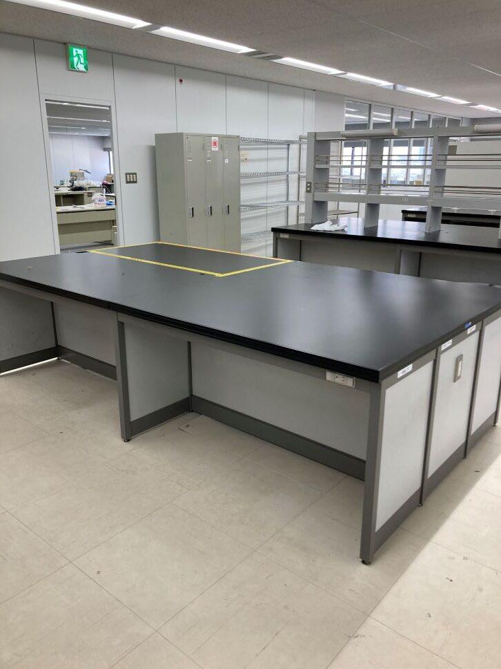 ITOKI Central Laboratory Workbench 4683, W(150×2)×D160×H80cm