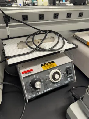 Barnstead International Lab-Line Titer Plate Shaker Model 4625