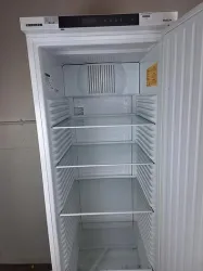 Liebherr LKexv 3910 MediLine Explosion-Proof Laboratory Refrigerator, 2 of 4