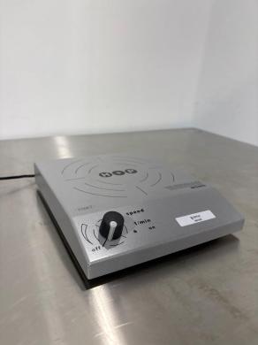 H+P Labortechnik Variomag Mono Direct Magnetic Stirrer with 12 VDC Power Input-cover