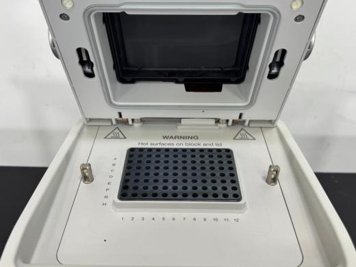 Eppendorf Mastercycler X50i Thermal Cycler-cover