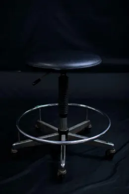 Kokuyo 4915 Round Seat Laboratory Stool with 39cm Diameter Seat