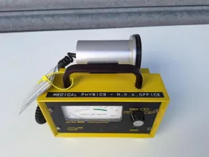 Morgan Mini Monitor Series 900 Geiger Counter, 7 of 9