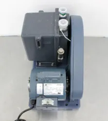 Welch Duoseal Vacuum Pump Model 1402, 7 Torr, 120V/220V, Made in USA, 4 of 11