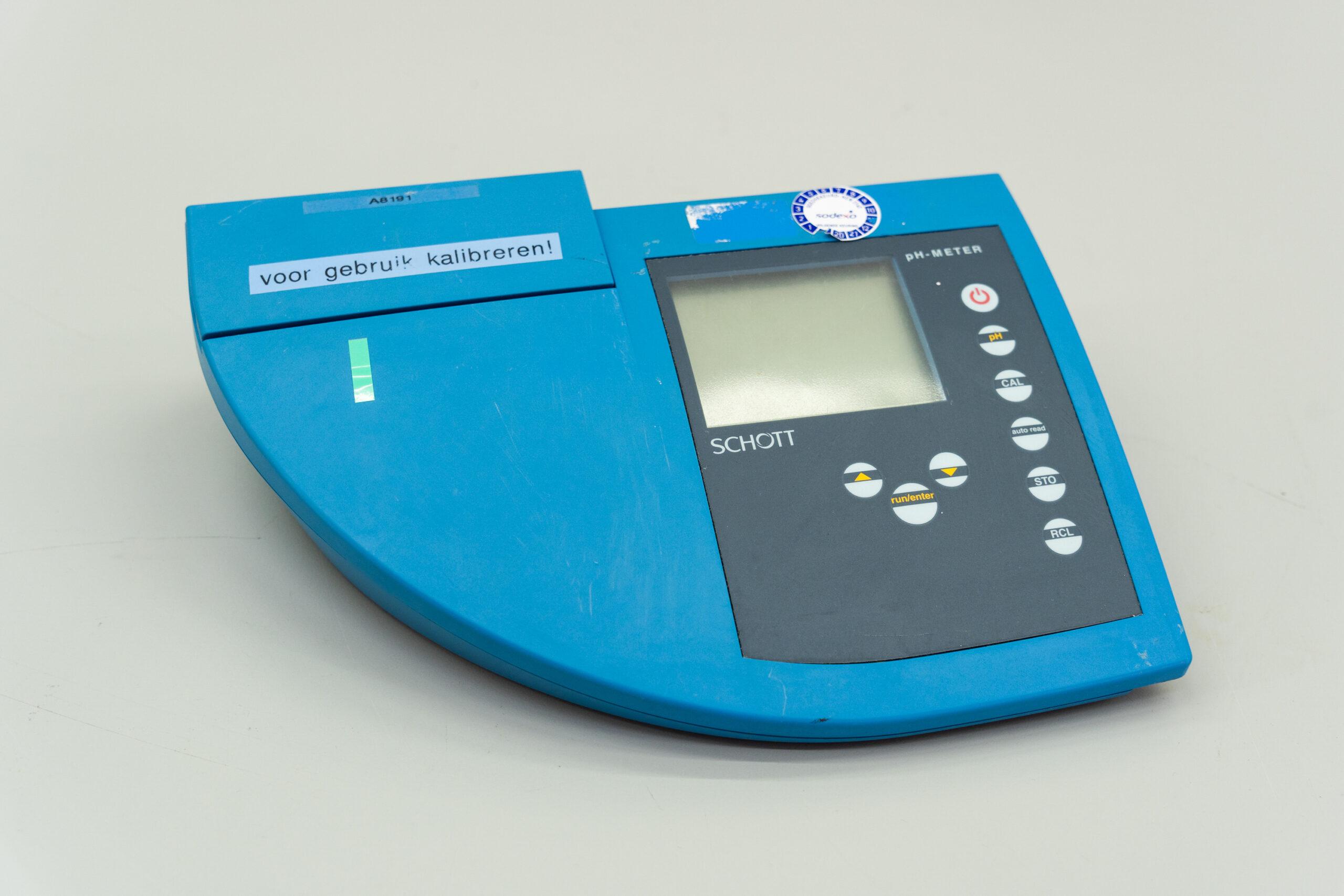 Schott CG 843 Compact pH Meter