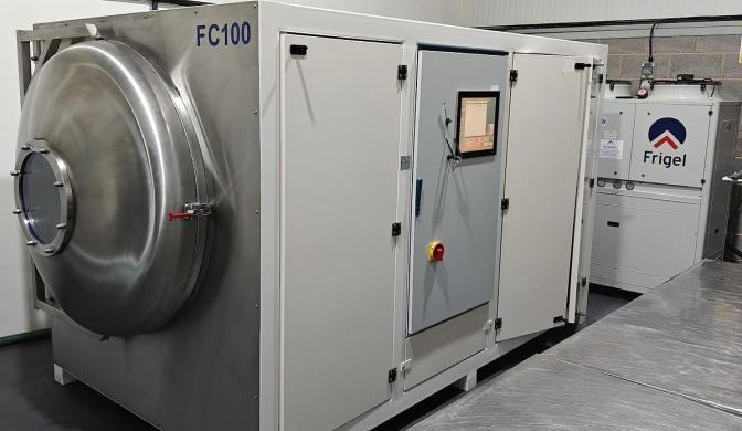Frozen In Time F100 Automated Industrial Freeze Dryer with Frigel MRS Air-Cooled Chiller Package-cover