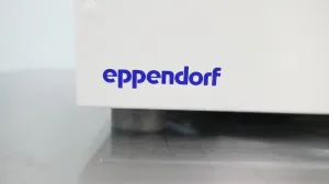 Eppendorf 5810R Refrigerated Benchtop Centrifuge for Temperature-Controlled Sample Processing, 10 of 13
